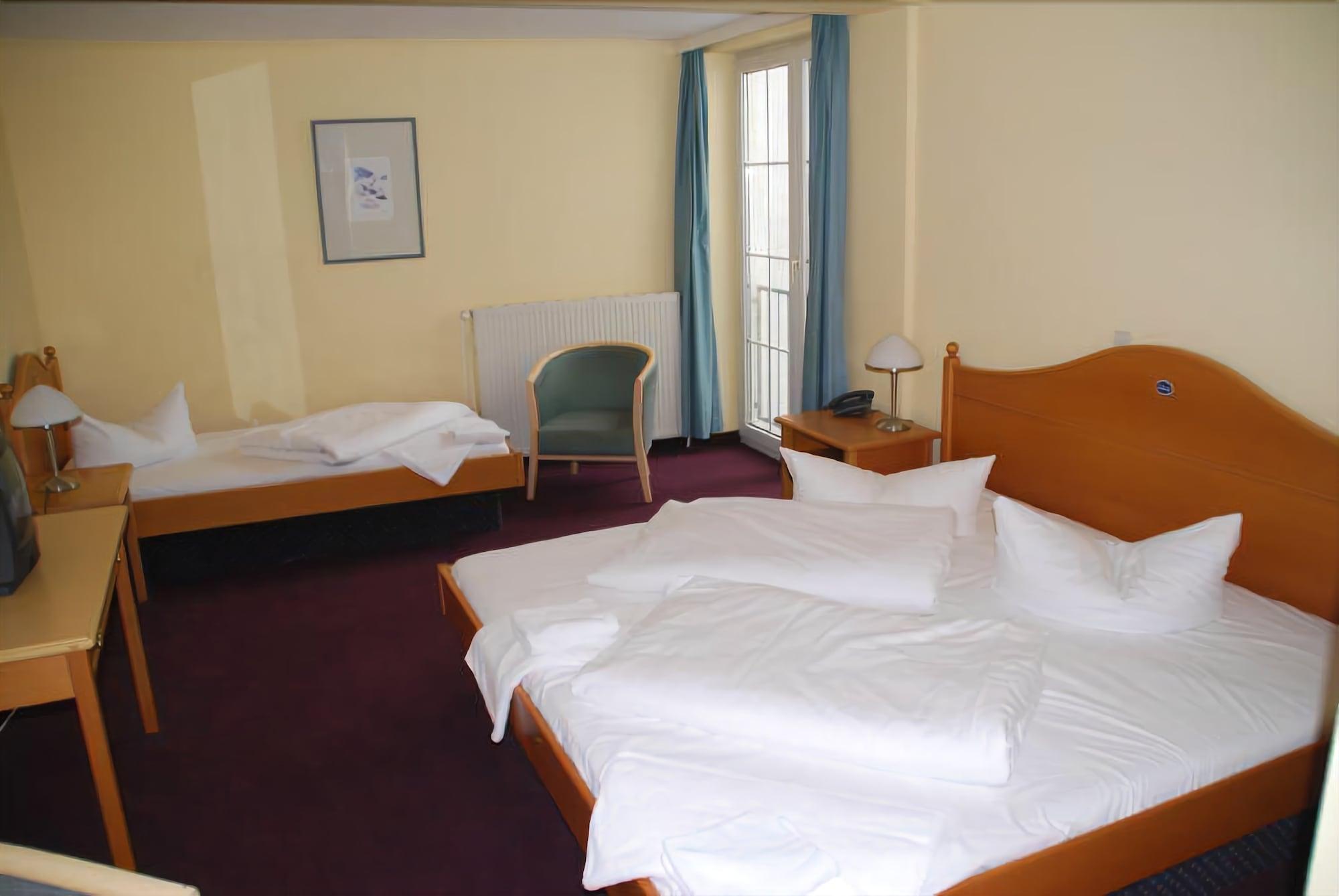 Hotel Lindenberger Hof أهرينسفيلد المظهر الخارجي الصورة