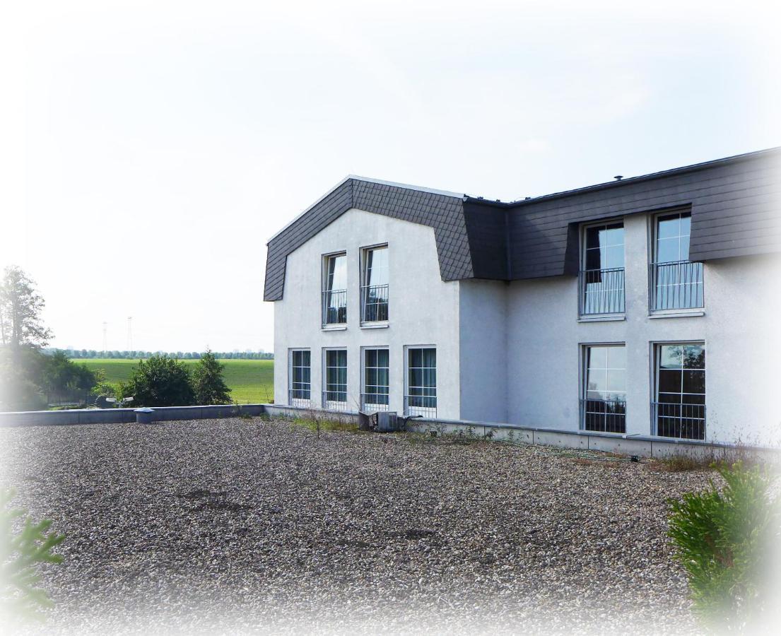 Hotel Lindenberger Hof أهرينسفيلد المظهر الخارجي الصورة